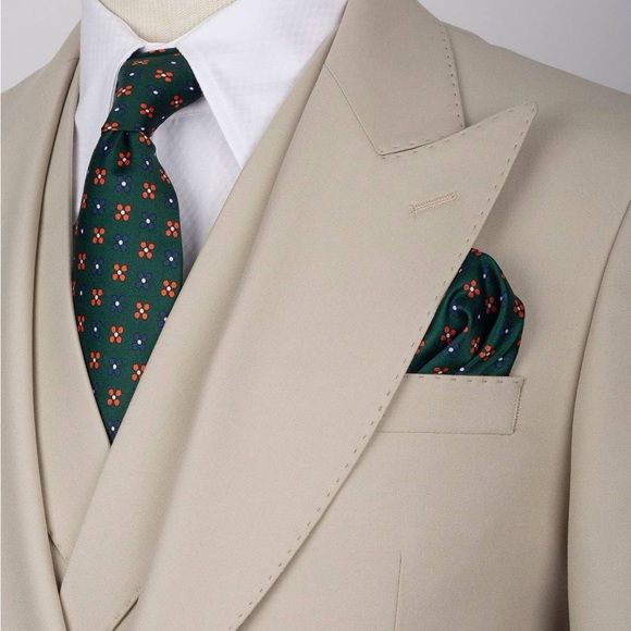 Men’s 3pc suit - Picture 2 of 7